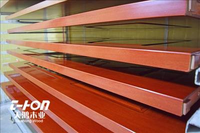 天鴻木門 市場競爭激烈萬分，經(jīng)銷商主動出擊方能贏得先機(jī)